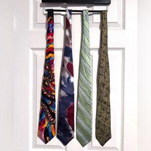 Lot of Men’s Designer Ties Various Brands 4 Total EUC